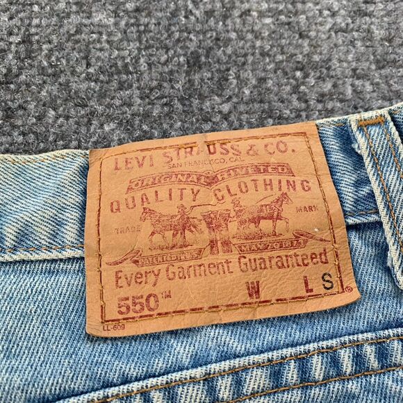 Vintage Levi's 550 Relaxed Fit Tapered Leg Jeans Red Tab 90's Size 32 x 29 - Picture 6 of 16
